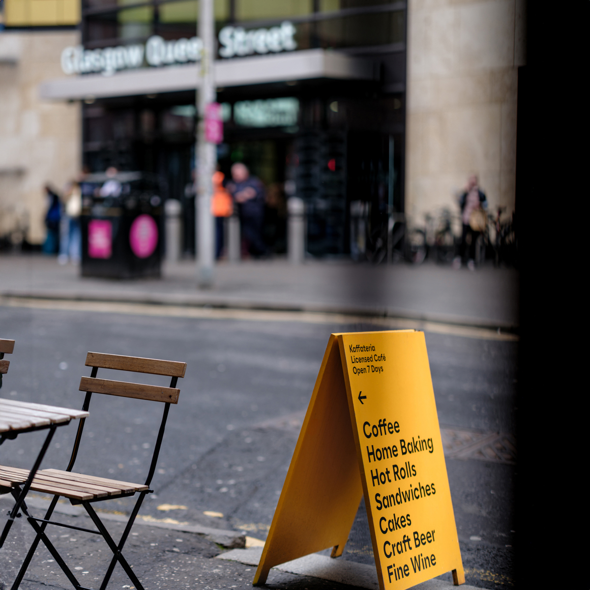 Kaffateria-contact-station